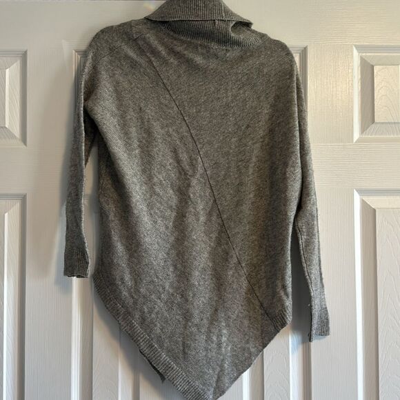 360 Sweater Women’s Grey Turtleneck Asymmetrical Sweater - Picture 5 of 7